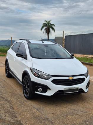 CHEVROLET ONIX 1.4 MPFI ACTIV 8V FLEX 4P AUTOMÁTICO